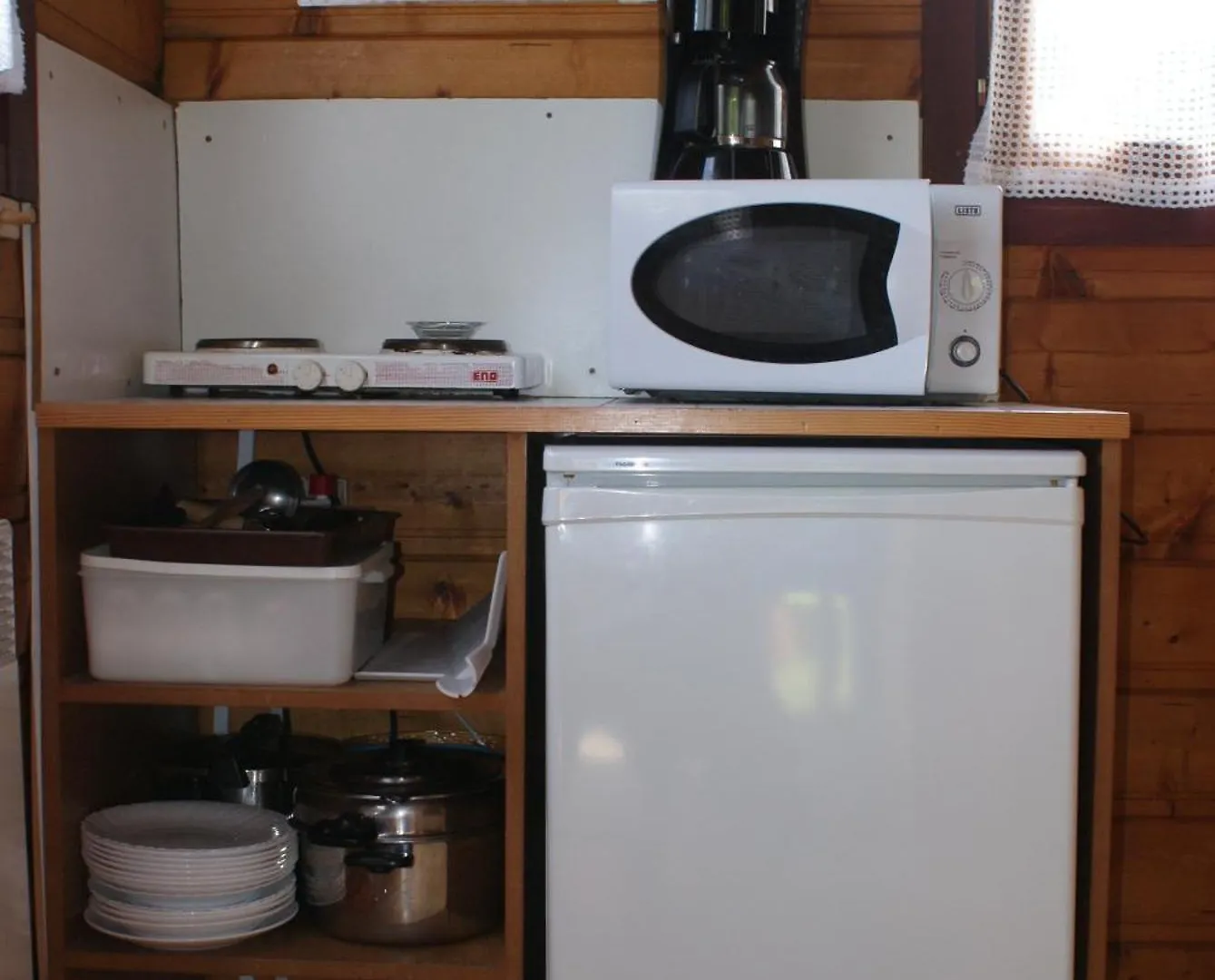 Camping De Tauves Campsite